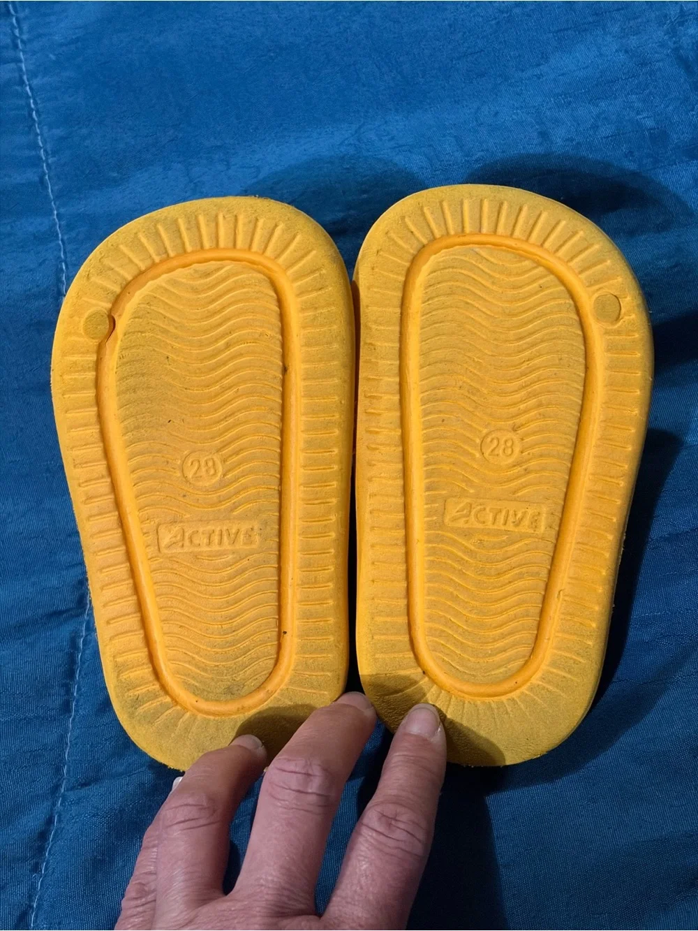 Active USA Yellow and Blue Panda Kids Slide Sandals